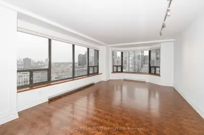 175 Cumberland Street 1111, Toronto, On M5r 3m9