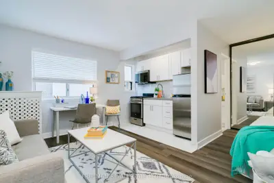 214 Wellesley Street 304, Toronto, On M4x 1g2