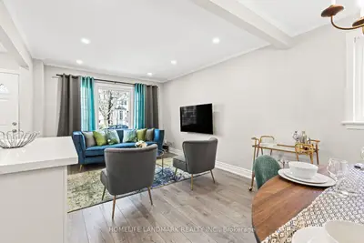 107 Parklea Drive, Toronto, On M4g 2j9