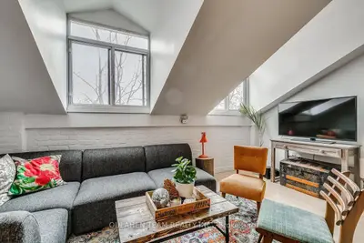 284 St Helens Avenue 129, Toronto, On M6h 4a4