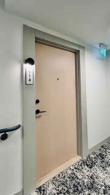 30 Dreamers Way 114, Toronto, On M5a 0y7