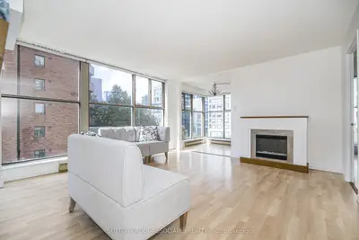 65 Scadding Avenue 501, Toronto, On M5a 4l1