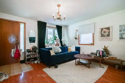 53 Churchill Avenue Main, Toronto, On M6j 2b5