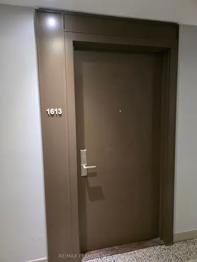 120 Parliament Street 1613, Toronto, On M5a 2y8