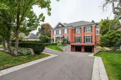 6 Vernham Avenue, Toronto, On M2l 2b2