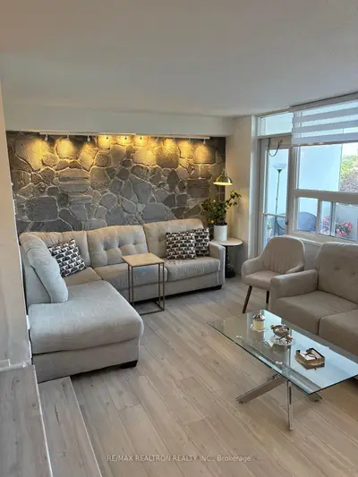 1360 York Mills Road 408, Toronto, On M3a 2a2