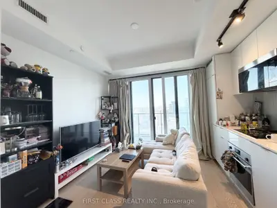 7 Grenville Street 3708, Toronto, On M4y 0e9