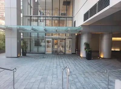 386 Yonge Street 2801, Toronto, On M5b 0a5