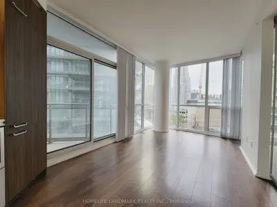 45 Charles Street E 906, Toronto, On M4y 1s2