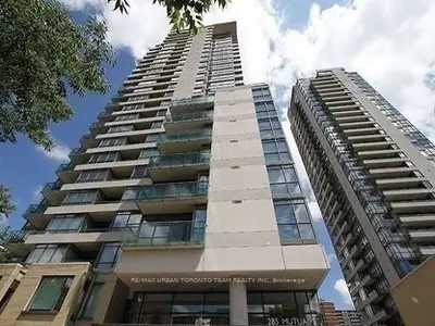 285 Mutual Street 1703, Toronto, On M4y 3c5