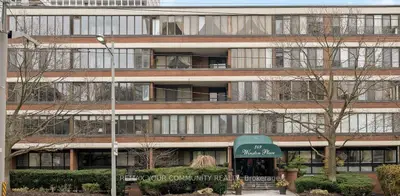 349 St Clair Avenue W 410, Toronto, On M5p 1n3