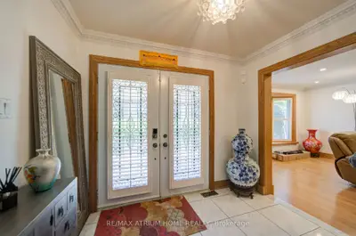 8 Patrick Boulevard, Toronto, On M2j 3k8