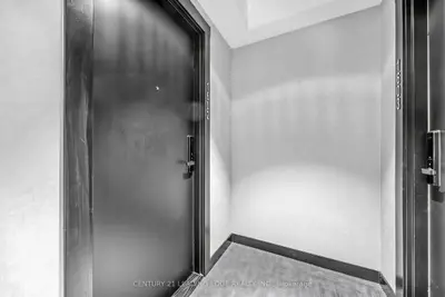 88 Queen Street E 1602, Toronto, On M5c 0b6
