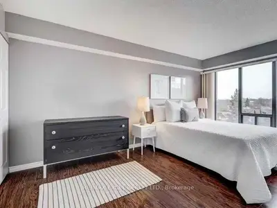 456 College Street 602 Master Bedroom, Toronto, On M6g 4a3