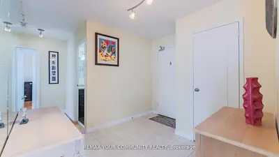 115 Antibes Drive 702, Toronto, On M2r 2y9