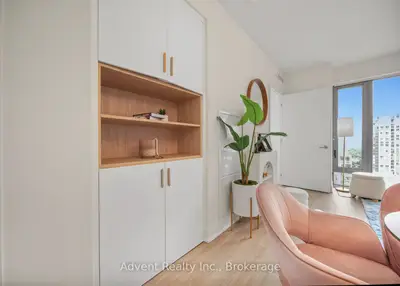 8 Cumberland Street 2308, Toronto, On M4w 0b6