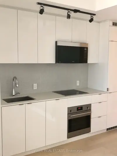 7 Grenville Street 1012, Toronto, On M4y 1a1
