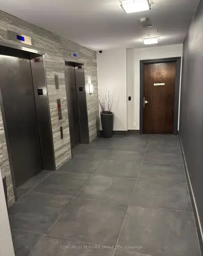 27 Rean Drive 306, Toronto, On M2k 0a6