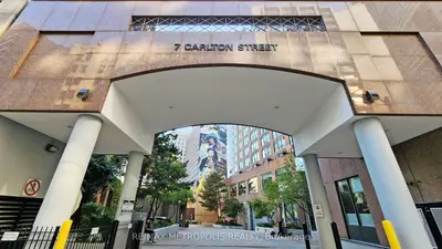 7 Carlton Street 1702, Toronto, On M5b 2m3