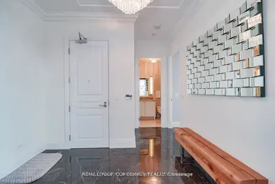 183 Wellington Street W 3903, Toronto, On M5v 0a1