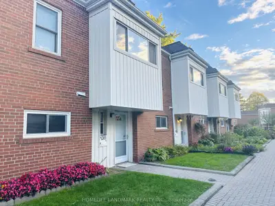 15 Esterbrooke Avenue 136, Toronto, On M2j 2c5