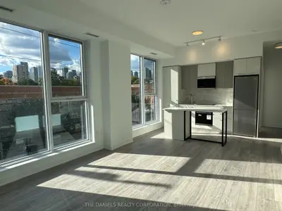 10 Oak Street 217, Toronto, On M5a 0z1