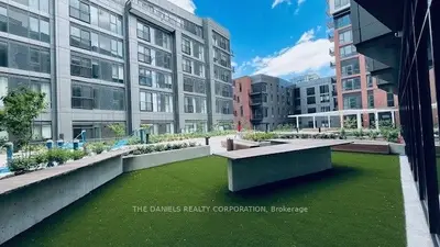 10 Oak Street 401, Toronto, On M5a 0z1
