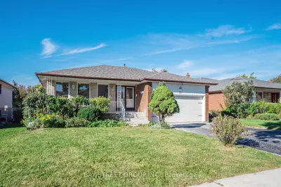 42 Faye Drive, Toronto, On M2j 3s6