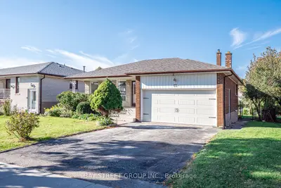 42 Faye Drive, Toronto, On M2j 3s6