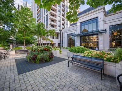 100 Harrison Garden Boulevard 925, Toronto, On M2n 0c2