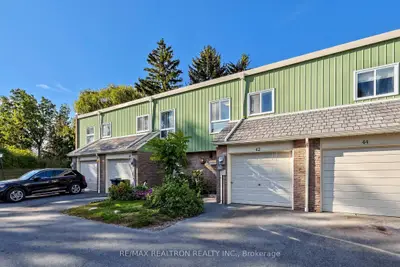 42 Pepper Vine Way, Toronto, On M2j 4j8