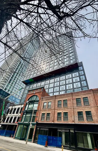 100 Queen Street E 3011, Toronto, On M5c 0b5
