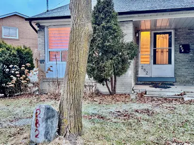 282 Roywood Drive, Toronto, On M3a 2e6