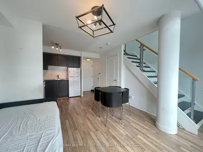 2035 Sheppard Avenue E 109, Toronto, On M2j 1w6