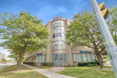 555 Wilson Heights Boulevard 305, Toronto, On M3h 6b5