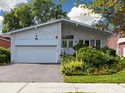 39 Shenstone(basement) Road, Toronto, On M2r 3b3