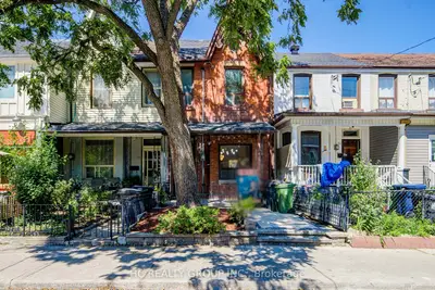 64 Wales Avenue, Toronto, On M5t 1j4