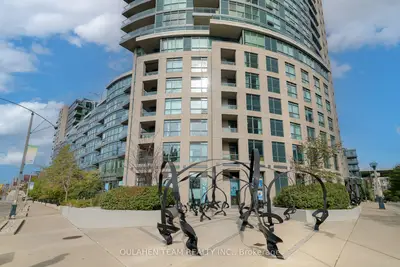219 Fort York Boulevard 304, Toronto, On M5v 1b1