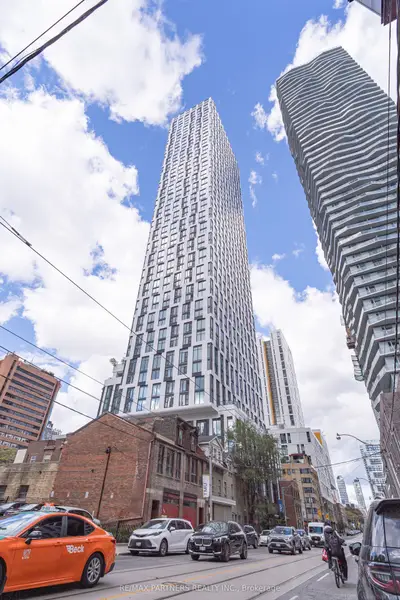 252 Church Street 4509, Toronto, On M5b 0e6