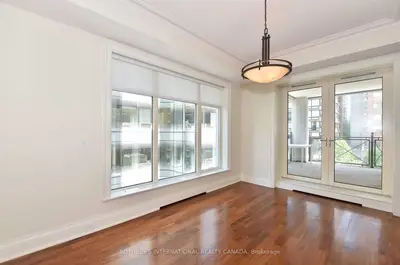 1 St. Thomas Street 6d, Toronto, On M5s 3m5