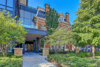 28 Linden Street 1907, Toronto, On M4y 0a4
