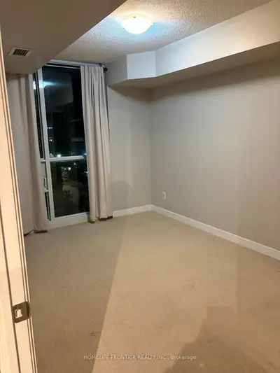33 Bay Street 707, Toronto, On M5j 2z3