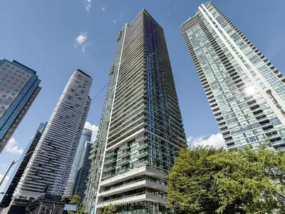 33 Bay Street 707, Toronto, On M5j 2z3