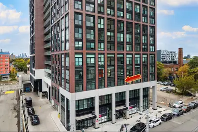181 Sterling Road 308, Toronto, On M6r 2b2
