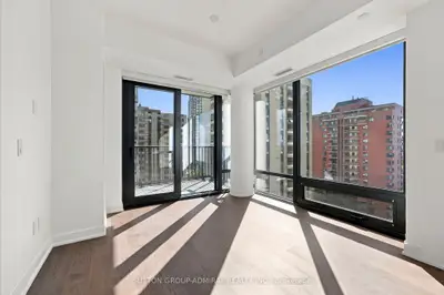 89 Montclair Avenue 1625, Toronto, On M5p 0b1