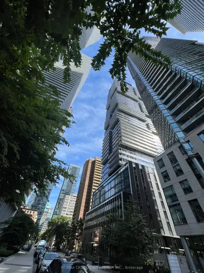55 Charles Street E 1401, Toronto, On M4y 0j1