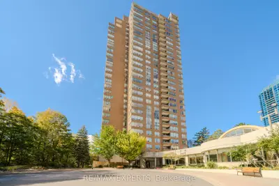 215 Wynford Drive 802, Toronto, On M3c 3p5