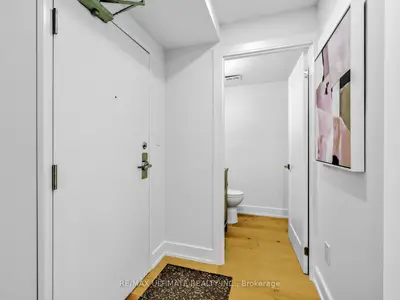 40 Sylvan Valley Way 308, Toronto, On M5m 4m3