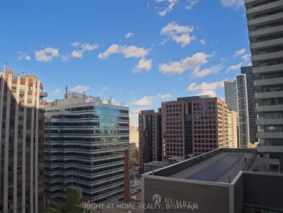 35 Hayden Street 1606, Toronto, On M4y 3c3