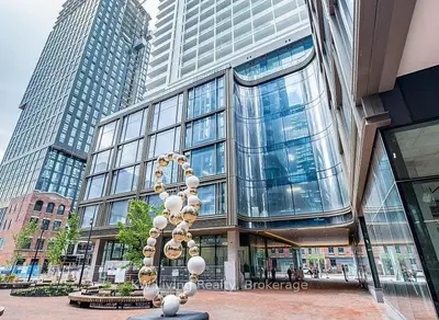 88 Queen Street E 5609, Toronto, On M5c 0b6